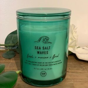 Sea salt waves candle
